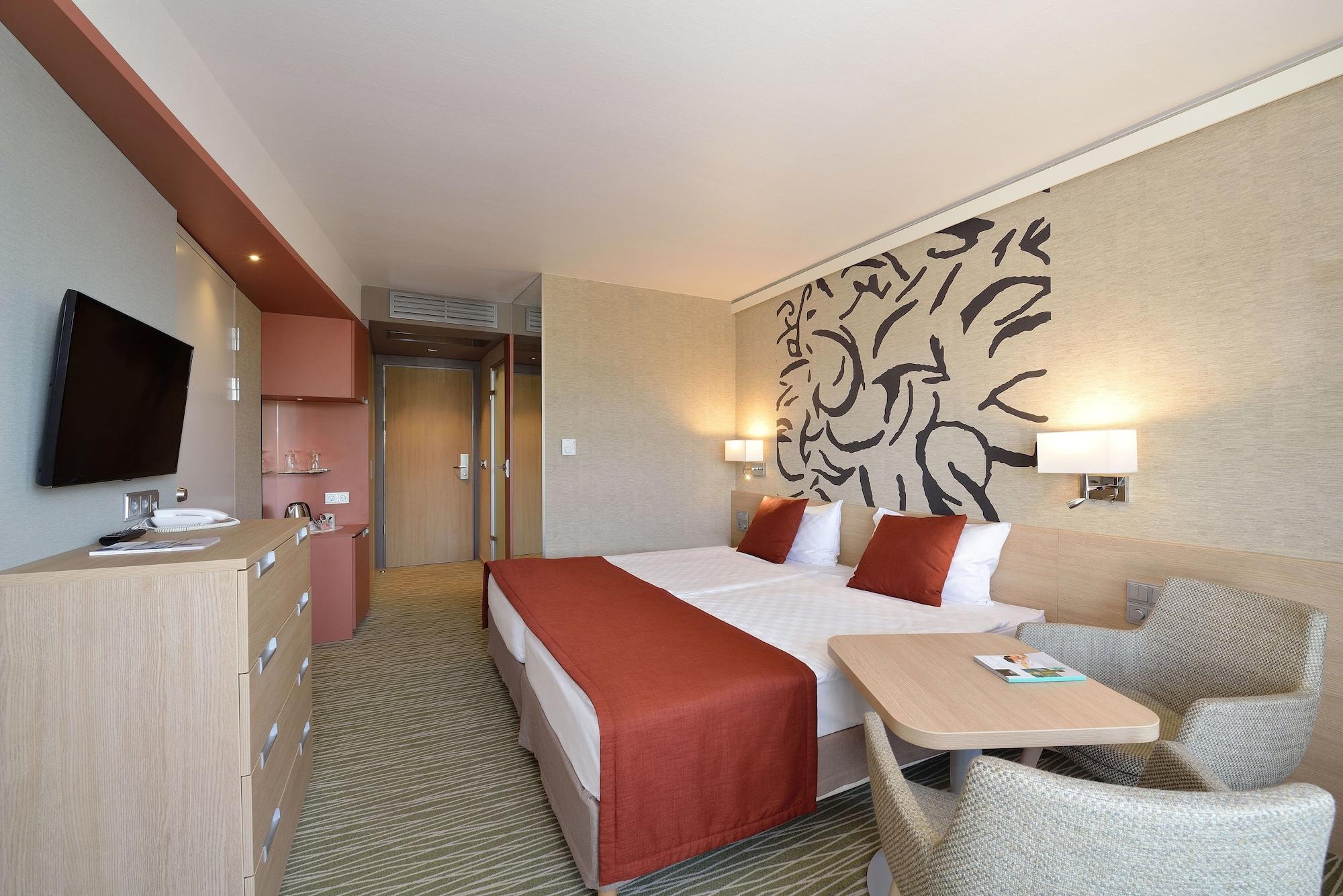 Danubius Hotel Buek ภายนอก รูปภาพ